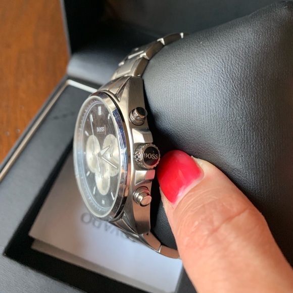Authentic HUGO BOSS 47mm Stainless steel watch - Picture 4 of 8